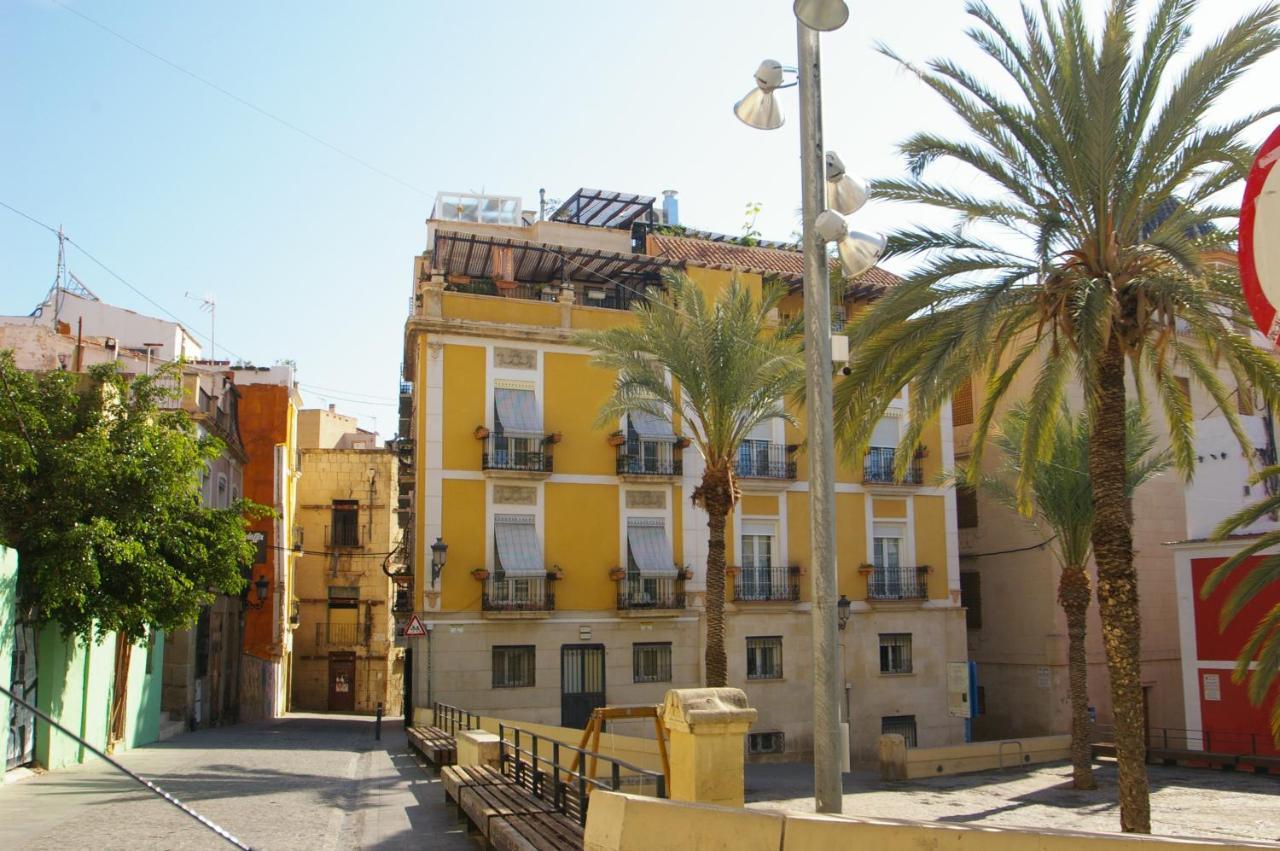 Appartement Edificio Amarillo En El Barrio à Alicante Extérieur photo