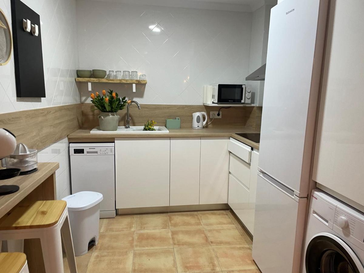 Appartement Edificio Amarillo En El Barrio à Alicante Extérieur photo