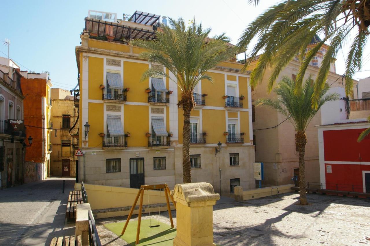 Appartement Edificio Amarillo En El Barrio à Alicante Extérieur photo
