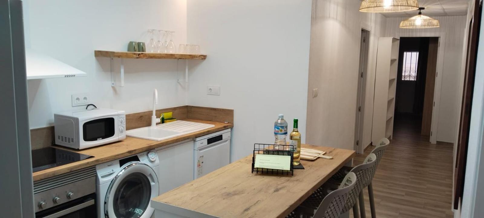 Appartement Edificio Amarillo En El Barrio à Alicante Extérieur photo